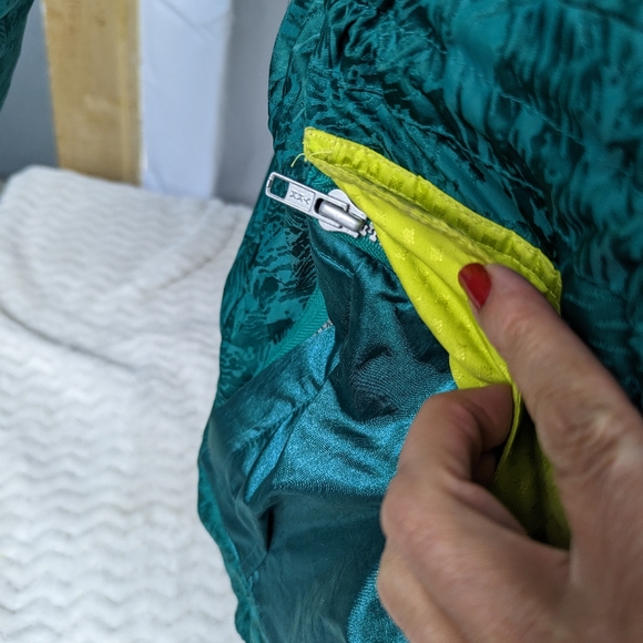 Vintage 1980s Obermeyer Gallery Down Ski Snowboard Parka Jacket Purple & Green - Picture 11 of 16